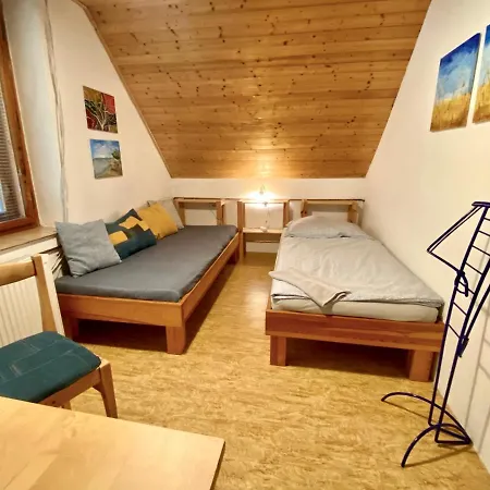 Ubytko Ivko Kır Evi